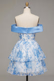 Robe de rentrée bleue à fleurs décollées sur les épaules avec un nœud