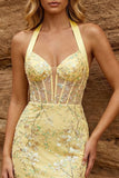 Robe de rentrée à la maison à la maison jaune transparente à col nu, bodycon avec des paillettes