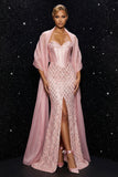 Robe de soirée corset sans bretelles en corset rose pailletté avec fente et cape