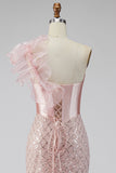 Sirènes en satin rose, paillettes, perles, corset à une épaule, longue robe de bal avec fente