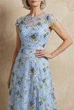 Robe longue de mère de la mariée brodée bleue brodée en A