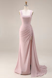 Robe de bal longue en satin plissé en satin rose avec une longue cape