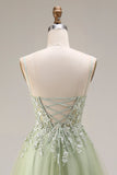 Corset en tulle vert clair ligne A à bretelles fines avec des ongles de promo longue robe de bal