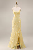 Robe de bal longue broderie florale à fourreau jaune avec fente à volants