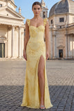 Robes de bal de promo longues à épaules, aux épaules brodées à volants et fourreau jaune