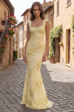 Robe de bal longue de bal brodée de sirène jaune à col carré