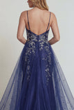 Robe mère de la mariée à bretelles fines bleu marine à bretelles fines en application en satin