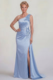 Robe de la mère de la mariée en satin appliquée sur une épaule en sirène bleue avec fente
