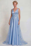 Robe de la mère de la mariée à col en V appliquée à fleurs bleues appliquées