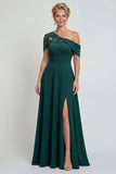 Robe de mère de la mariée vert foncé à une épaule appliquée en ligne A avec fente
