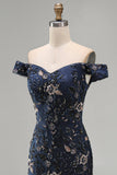 Robe de la mère de la mariée longue sirène perlée à fleurs bleu marine décalée