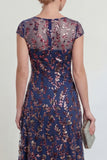 Robe de la mère de la mariée à étui marine scintillante à paillettes à col bateau