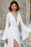 Robe de mariée à manches longues à manches longues en ivoire à col en V avec fente