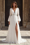 Robe de mariée à manches longues plissées en V, en ivoire et fendue