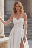 Ivory Sweetheart Une robe de mariée longue corset avec fente