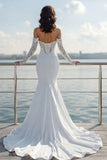 Robe de mariée en traîne sirène à épaules dénudée ivoire avec dentelle