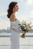 Robe de mariée en traîne sirène à épaules dénudée ivoire avec dentelle