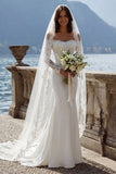 Robe de mariée en traîne sirène à épaules dénudée ivoire avec dentelle