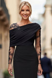 Robe de la mère de la mariée en lacette noire en satin à une épaule