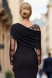 Robe de la mère de la mariée en lacette noire en satin à une épaule