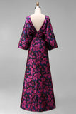 Robe de mère de la mariée à motifs de fleurs fûches fuchsia, fourreau froissé et manches évasées