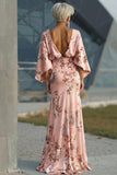 Robe de mère de la mariée à motifs de rose poussiéreuse à motifs de fleurs, satin et manches évasées