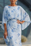 Fourreau longue de la mère de la mariée en fleurs bleues à col bateau avec demi-manches