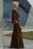 Robe de mère de la mariée à motifs marron à fourreau et manches évasées