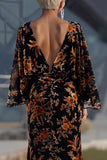 Robe de mère de la mariée à motifs marron à fourreau et manches évasées