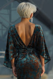 Robe de mère de la mariée à motifs vert foncé à fourreau froissé avec manches évasées