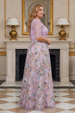 Lilas Fleural Une robe de mère de la mariée brodée grande taille avec demi-manches