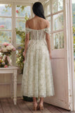 Robe d'invitée de mariage midi vert clair tulle ligne A bustier épaule dénudée appliqué