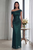 robe longue formelle froncée vert foncé à épaules dénudées, fermeture éclair à l’arrière