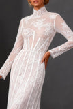 Robe de mariée blanche en dentelle à manches longues