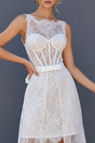 Robe de mariée Midi en corset blanche en dentelle à ligne A avec cape