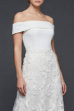 Robe de mariée blanche longue ligne A dénudée