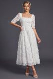Robe de mariée longue blanche à manches 3/4 avec fleurs 3D