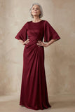 Robe de mère de la mariée en satin rouge à col rond et manches demi-manches