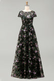 Robe noire longue maman de la mariée à col rond fleuri à col rond avec paillettes