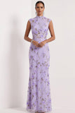 Robe de mariée longue à col haut appliquée en sirène lilas