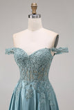 Robe de bal longue agave en satin bustier épaules dénudées appliquée de perles