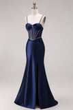 Robe de soirée longue sirène marine en satin dos lacé perlée