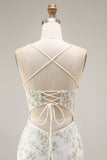 Robe de soirée longue sirène transparente bustier brodé de fleurs blanches et vertes avec fente