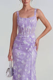 Robe midi florale midi à fourreau lilas à fourreau transparent corset à col carré avec dentelle dans le dos