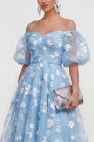 Robe midi midi rose à lignes dénudées, avec dentelle dans le dos