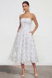 Robe fleurie midi lilas midi sans bretelles sans bretelles avec poches