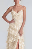 Robe Maxi à bretelles fines florales lilas Shearh avec volants et fente