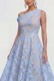 Robe midi fleurie rose à une épaule en ligne A