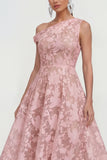 Robe midi fleurie rose à une épaule en ligne A