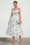 Robe midi multi-fleurs blanche à ligne décollée